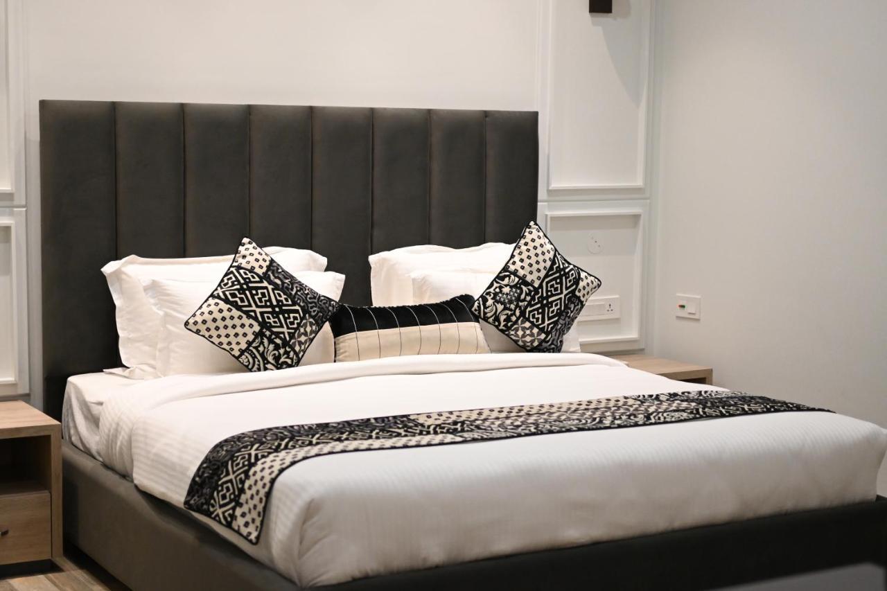 Elegance Regency Ξενοδοχείο Khanna  Εξωτερικό φωτογραφία